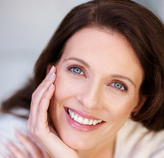 Teeth whitening, sport mouthguards and teeth cleaning in Mississauga at Heritage House Dental